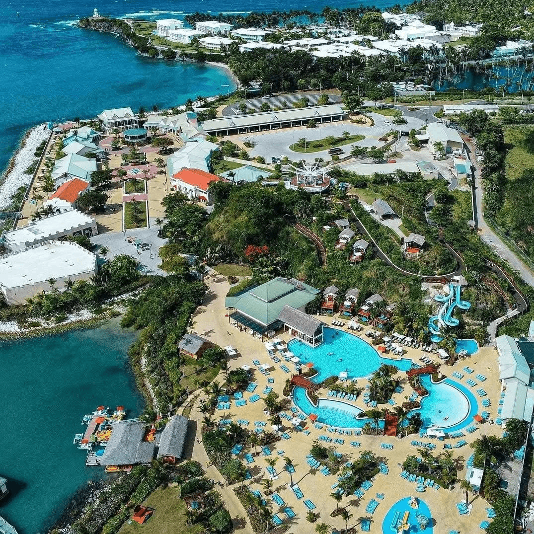 Coast and resort complex