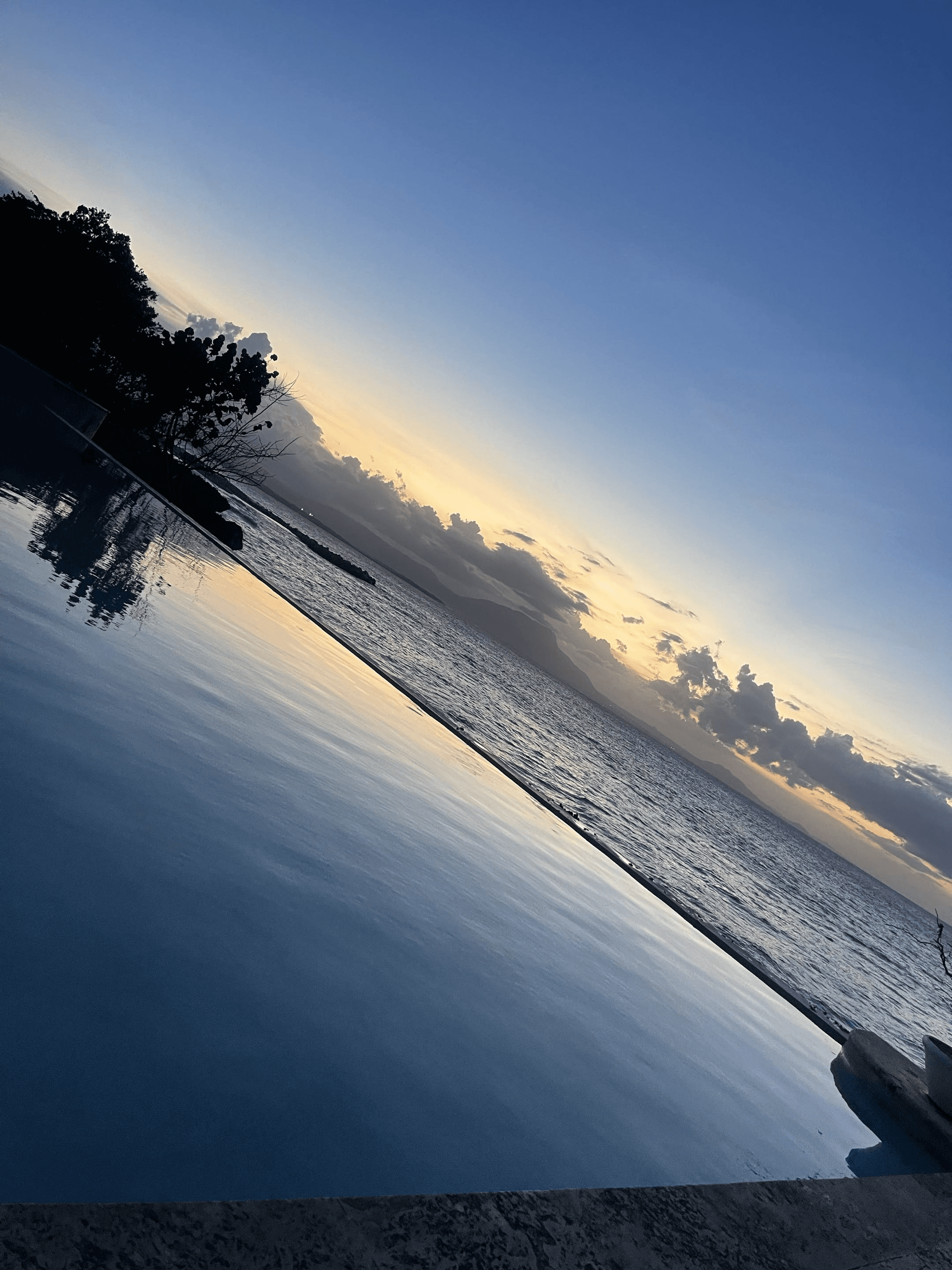 Sunset reflection by the sea
